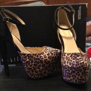 Cheetah print pumps